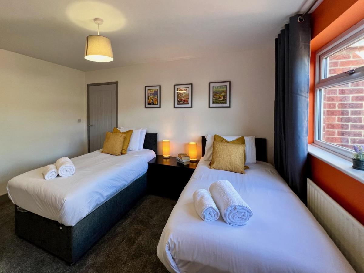 Curzon House One - Great For Contractors Or Family Holidays Cleethorpes Bagian luar foto